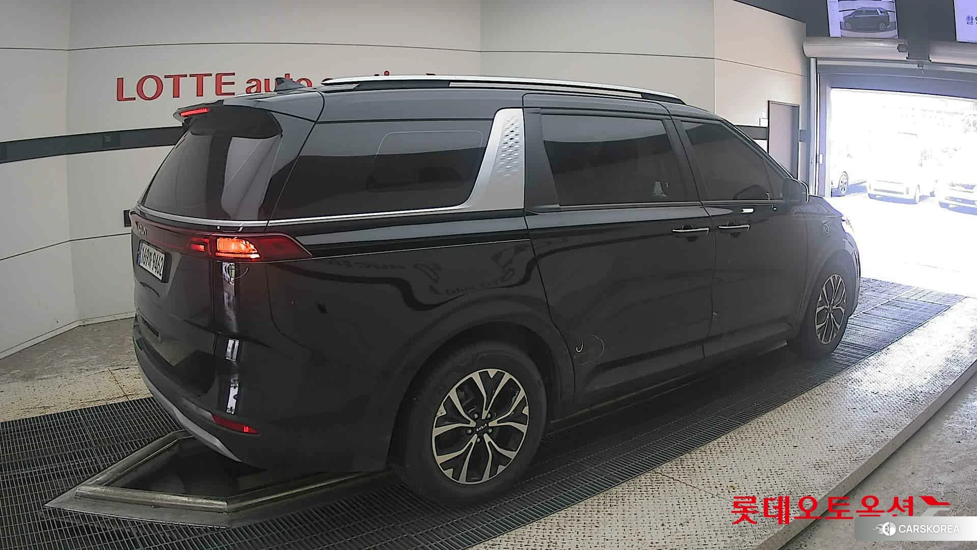Kia Carnival id 4984675 из Кореи 10