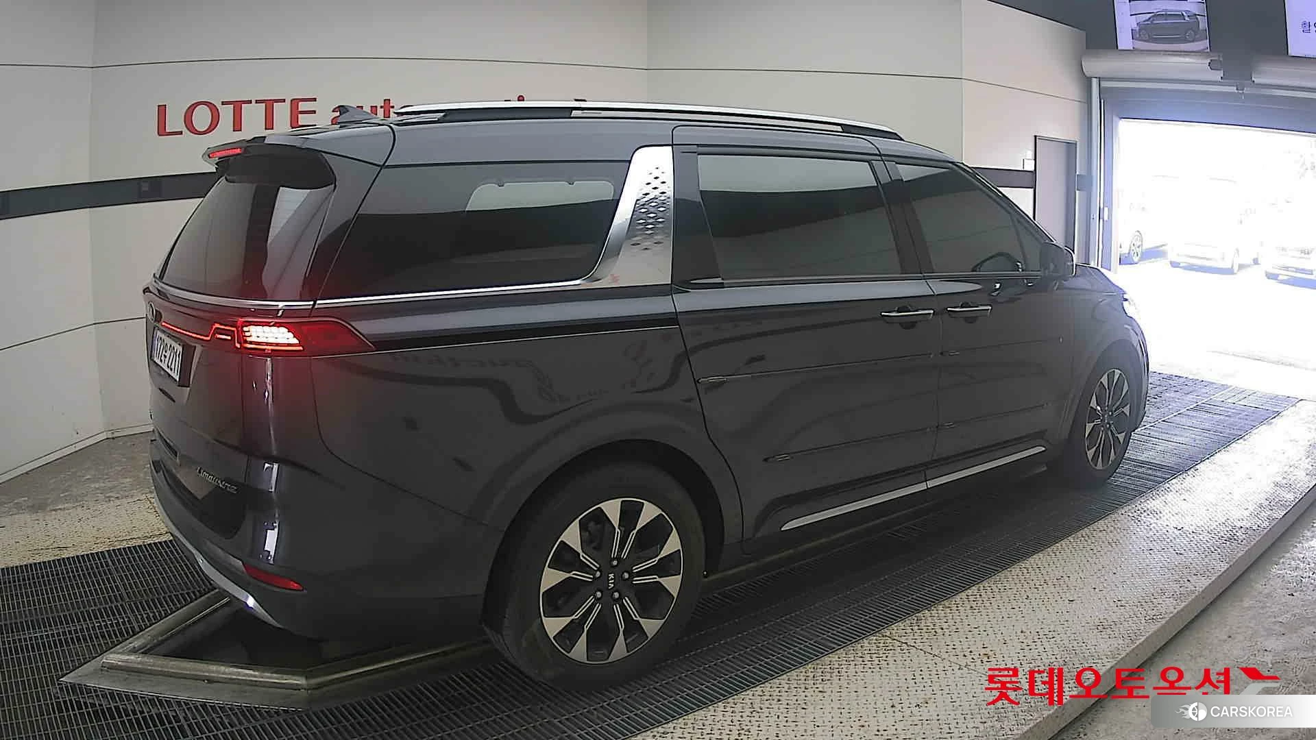 Kia Carnival Limousine id 4984665 из Кореи 10