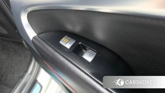 Genesis The New G70 id 5033354 из Кореи 10