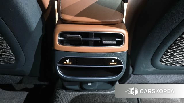 Genesis GV70 id 4976078 из Кореи 10