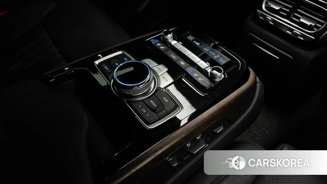 Genesis G90 id 5035632 из Кореи 10