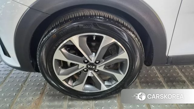 Kia Stonic id 5018183 из Кореи 10
