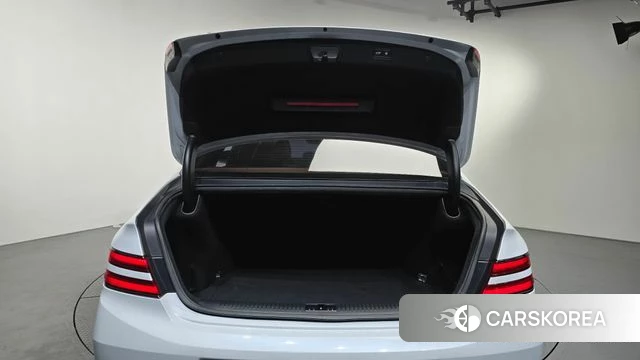 Genesis G90 id 5048369 из Кореи 10