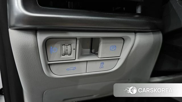 Hyundai Grandeur (GN7) id 4555172 из Кореи 10