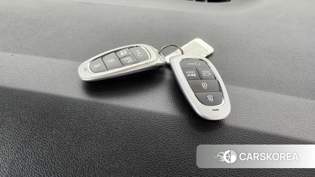 Hyundai Staria id 4524373 из Кореи 10