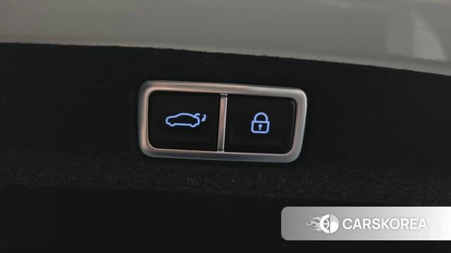 Hyundai Grandeur (GN7) id 5045783 из Кореи 10