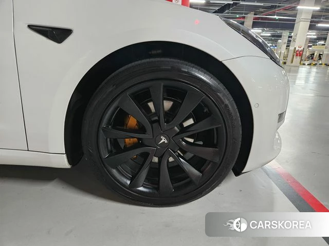 Tesla Model 3 id 4624690 из Кореи 10