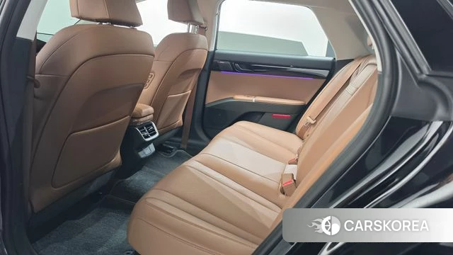 Hyundai Grandeur Hybrid (GN7) id 5001414 из Кореи 10