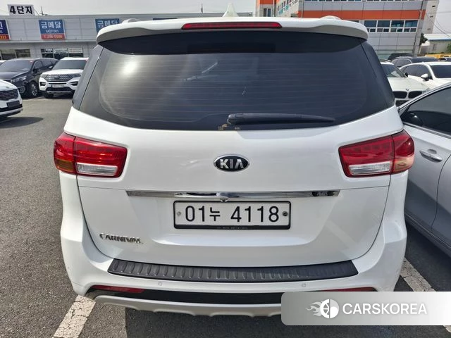Kia The New Carnival id 4197277 из Кореи 10