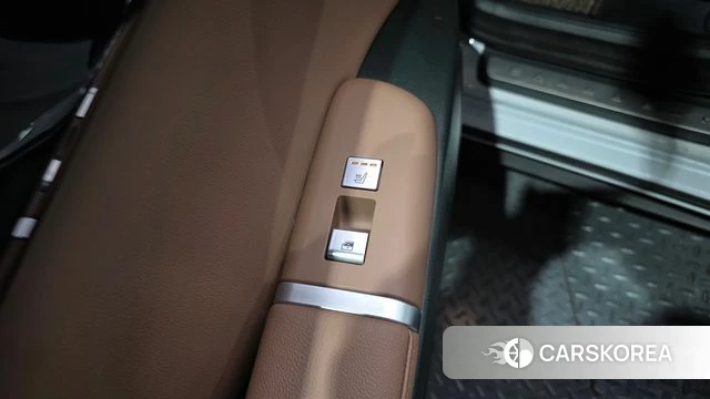 Hyundai Grandeur (GN7) id 4995849 из Кореи 10