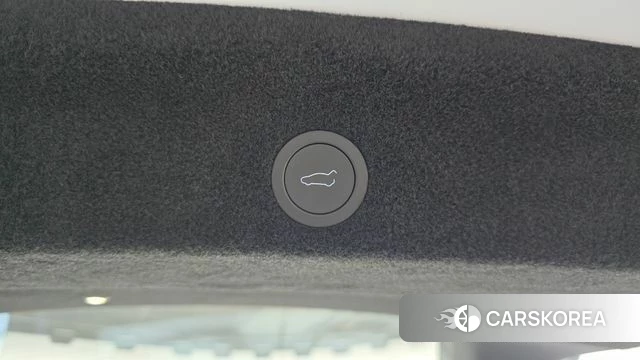 Tesla Model Y id 4904042 из Кореи 10