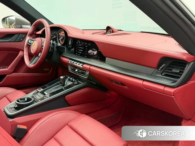 Porsche 911(992) id 4740759 из Кореи 10