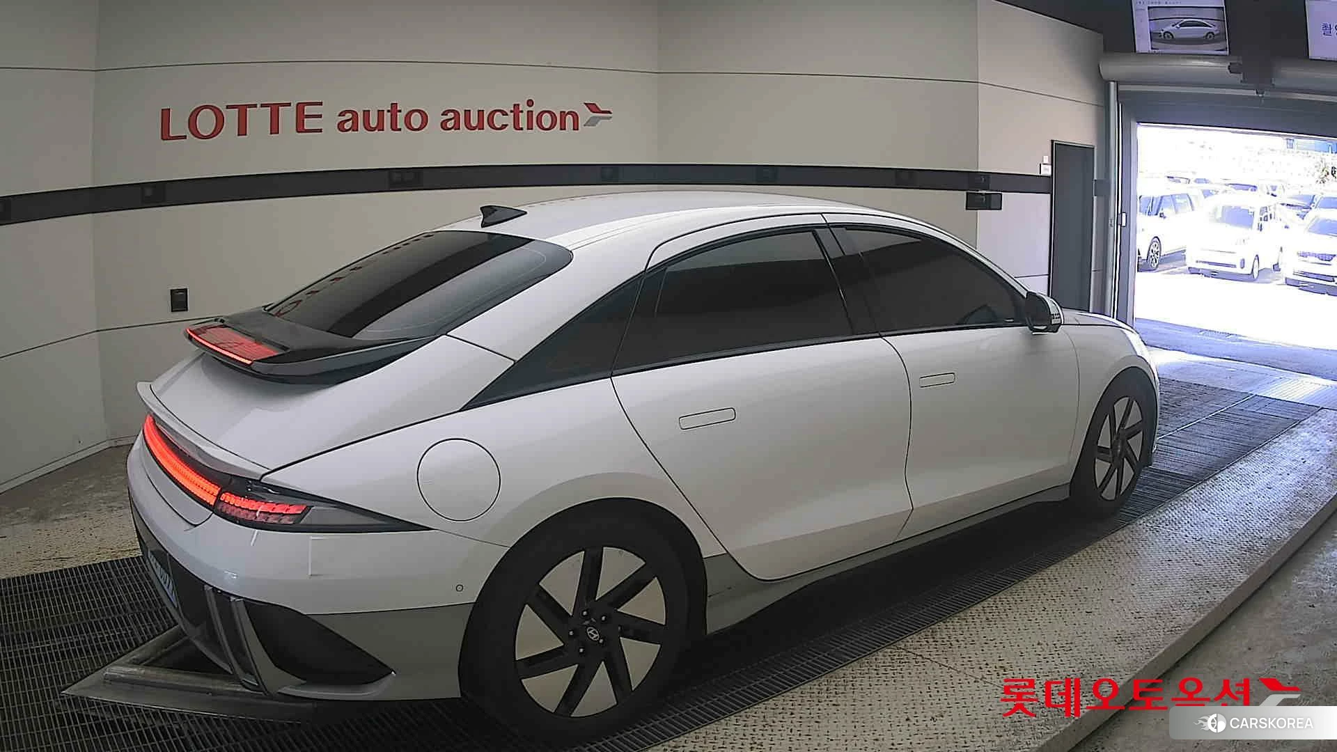 Hyundai IONIQ 6 id 4990004 из Кореи 10