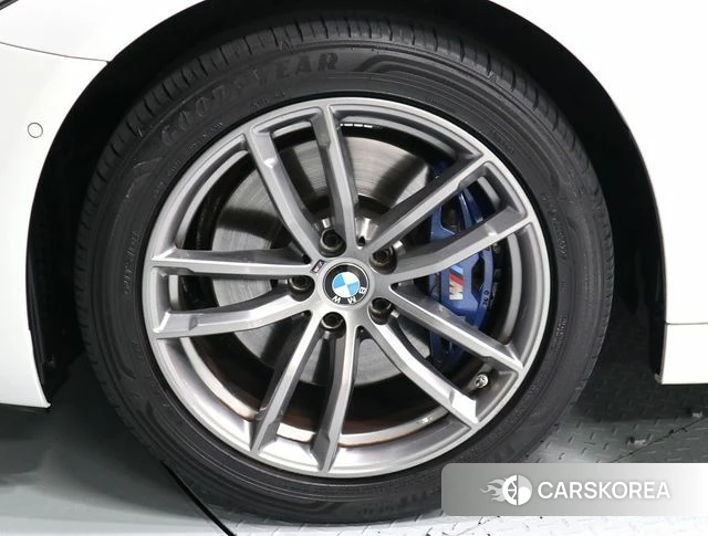 BMW 5 Series (G30) id 4953188 из Кореи 10