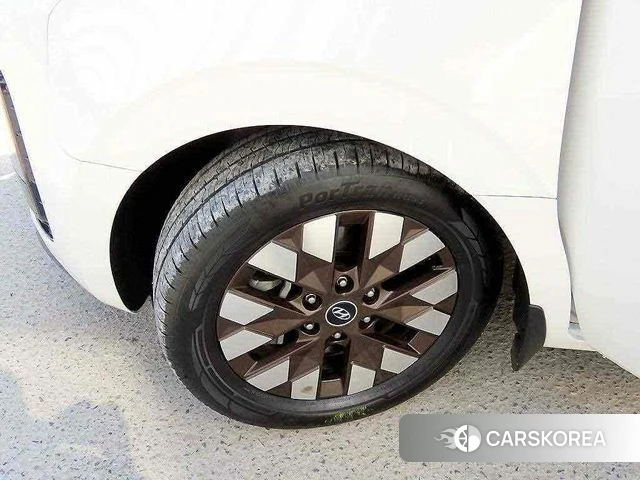 Hyundai Staria id 4935034 из Кореи 10