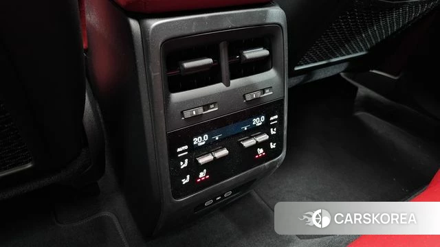 Porsche Makan EV id 4505437 из Кореи 10