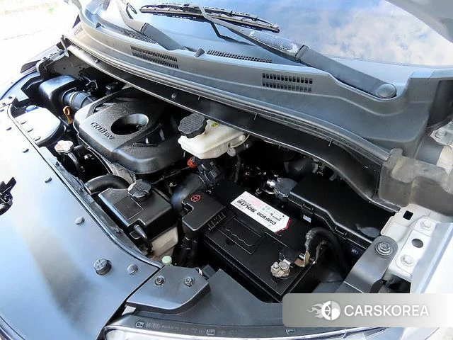 Hyundai The New Grand Starex id 4969631 из Кореи 10