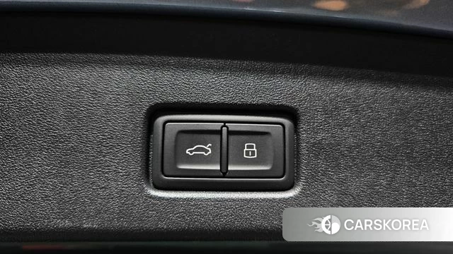 Audi Q4 e-Tron (F4) id 4854606 из Кореи 10