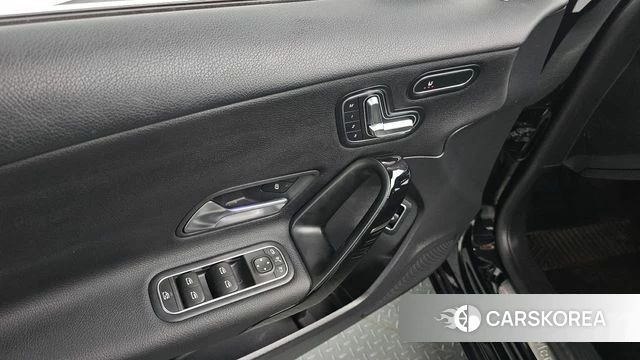 Mercedes-Benz A-Class W177 id 4496176 из Кореи 10