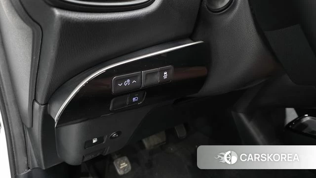 Toyota Prius 4th Generation id 5023090 из Кореи 10