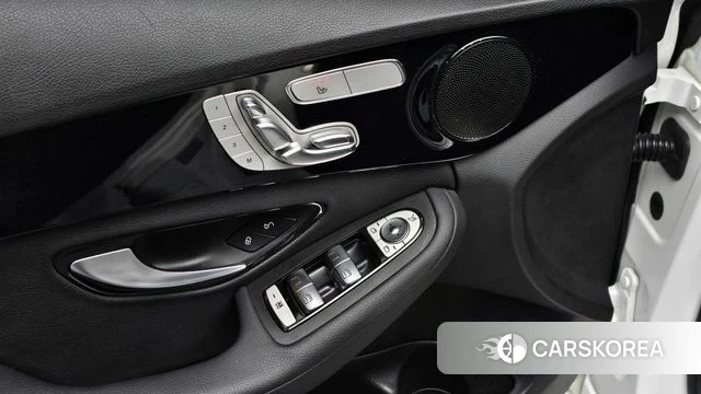 Mercedes-Benz C-Class W205 id 3916543 из Кореи 10