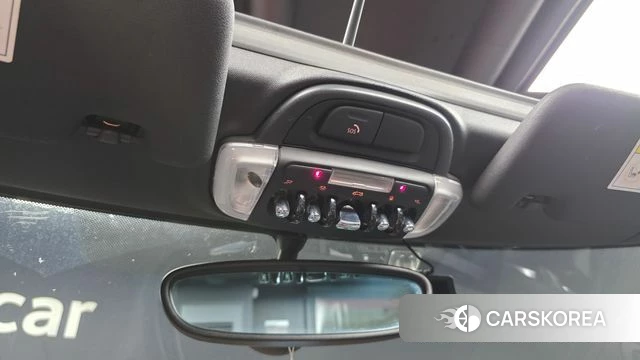 Mini Cooper Convertible id 4918658 из Кореи 10