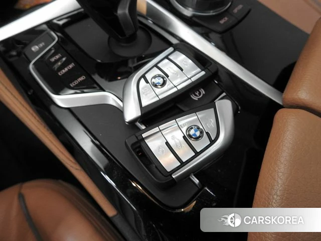 BMW 5 Series (G30) id 5029475 из Кореи 10