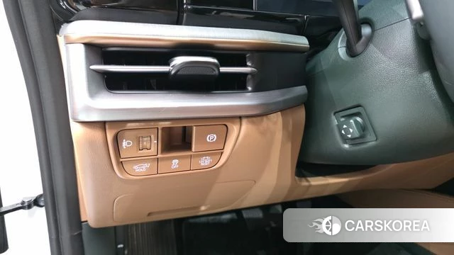 Hyundai Grandeur Hybrid (GN7) id 4980817 из Кореи 10