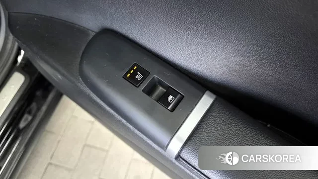 Hyundai Grandeur (GN7) id 3776362 из Кореи 10