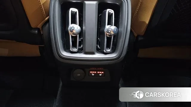 Volvo XC40 id 3771787 из Кореи 10