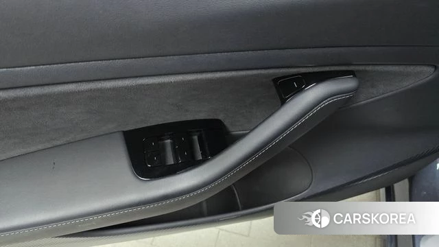 Tesla Model 3 id 4657963 из Кореи 10
