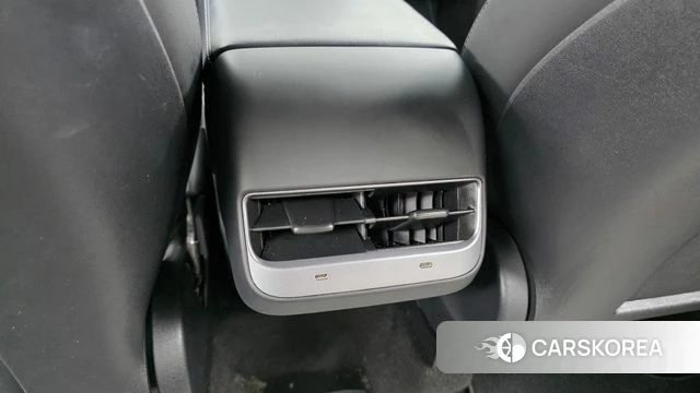 Tesla Model Y id 4702529 из Кореи 10