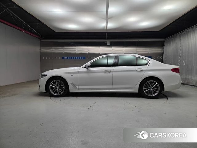 BMW 5 Series (G30) id 4993024 из Кореи 11