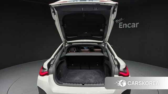 BMW i4 id 5033217 из Кореи 10