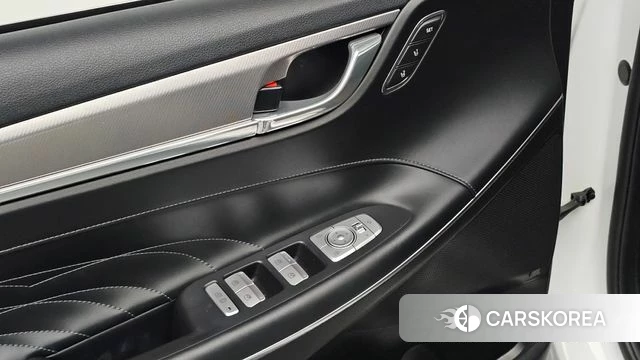 Hyundai The New Grandeur IG id 5028704 из Кореи 10
