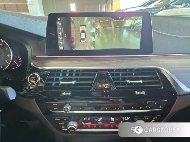 BMW 5 Series (G30) id 4944413 из Кореи 10