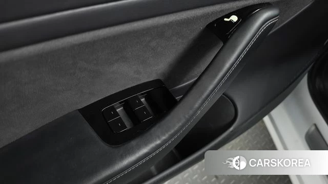Tesla Model 3 id 4952513 из Кореи 10