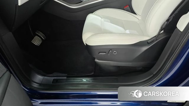 Tesla Model X id 4991161 из Кореи 10