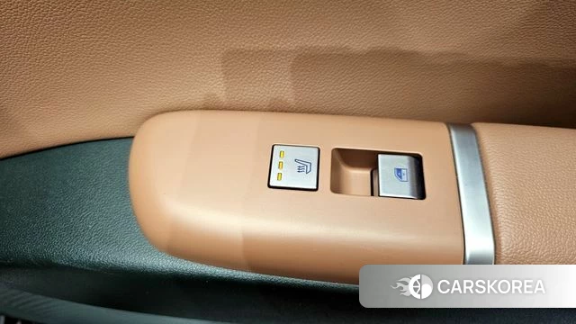 Hyundai Grandeur (GN7) id 3940743 из Кореи 10