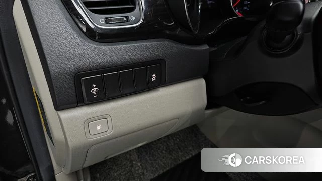 Kia The New Carnival id 4856443 из Кореи 10