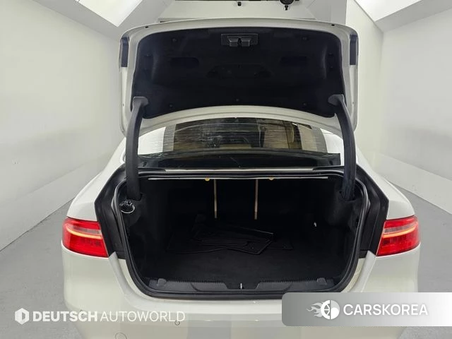Jaguar XE id 4865626 из Кореи 10