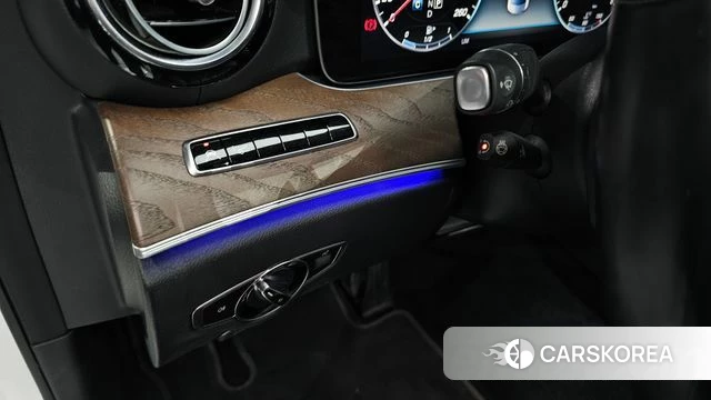 Mercedes-Benz E-Class W213 id 4923973 из Кореи 10