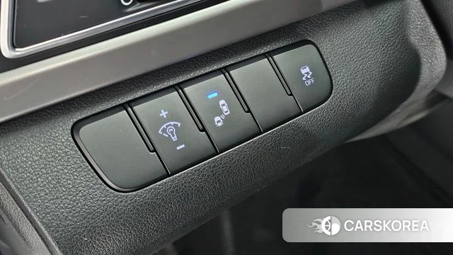 Hyundai Avante AD id 5029347 из Кореи 10