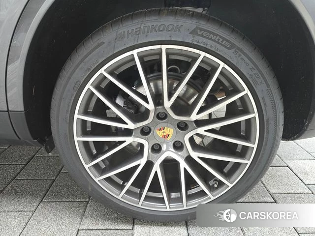 Porsche Cayenne (PO536) id 5017443 из Кореи 10