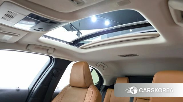 Lexus UX250h id 4998523 из Кореи 10