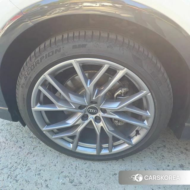Audi Q4 e-Tron (F4) id 5015835 из Кореи 10