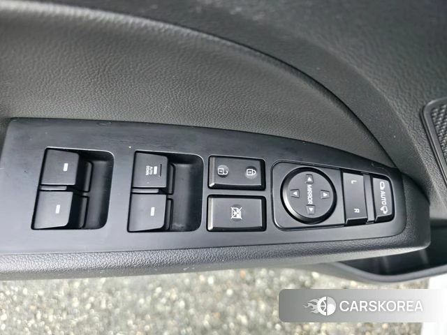 Hyundai Avante AD id 5019009 из Кореи 10