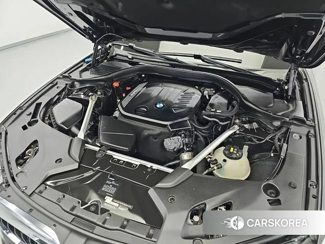 BMW 5 Series (G30) id 4937281 из Кореи 10