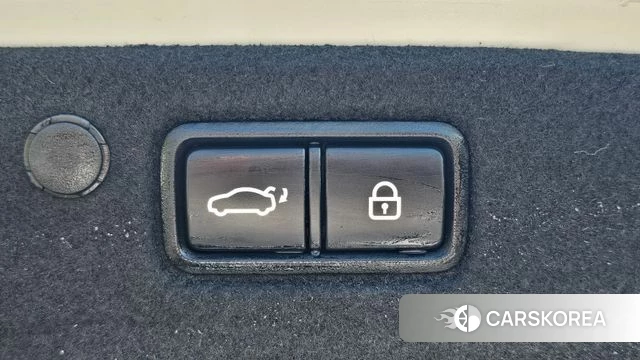 Hyundai The New Grandeur IG id 5000738 из Кореи 10