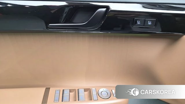 Hyundai Grandeur Hybrid (GN7) id 5001789 из Кореи 11